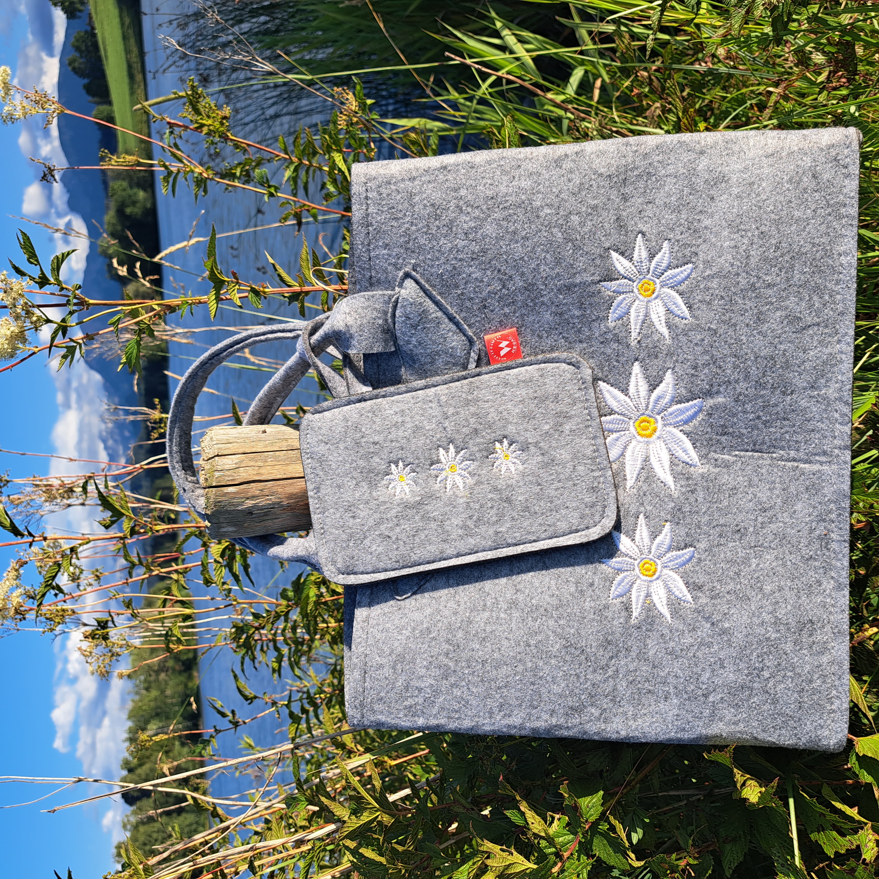 Filztasche Edelweiß mit Handymappe hellgrau