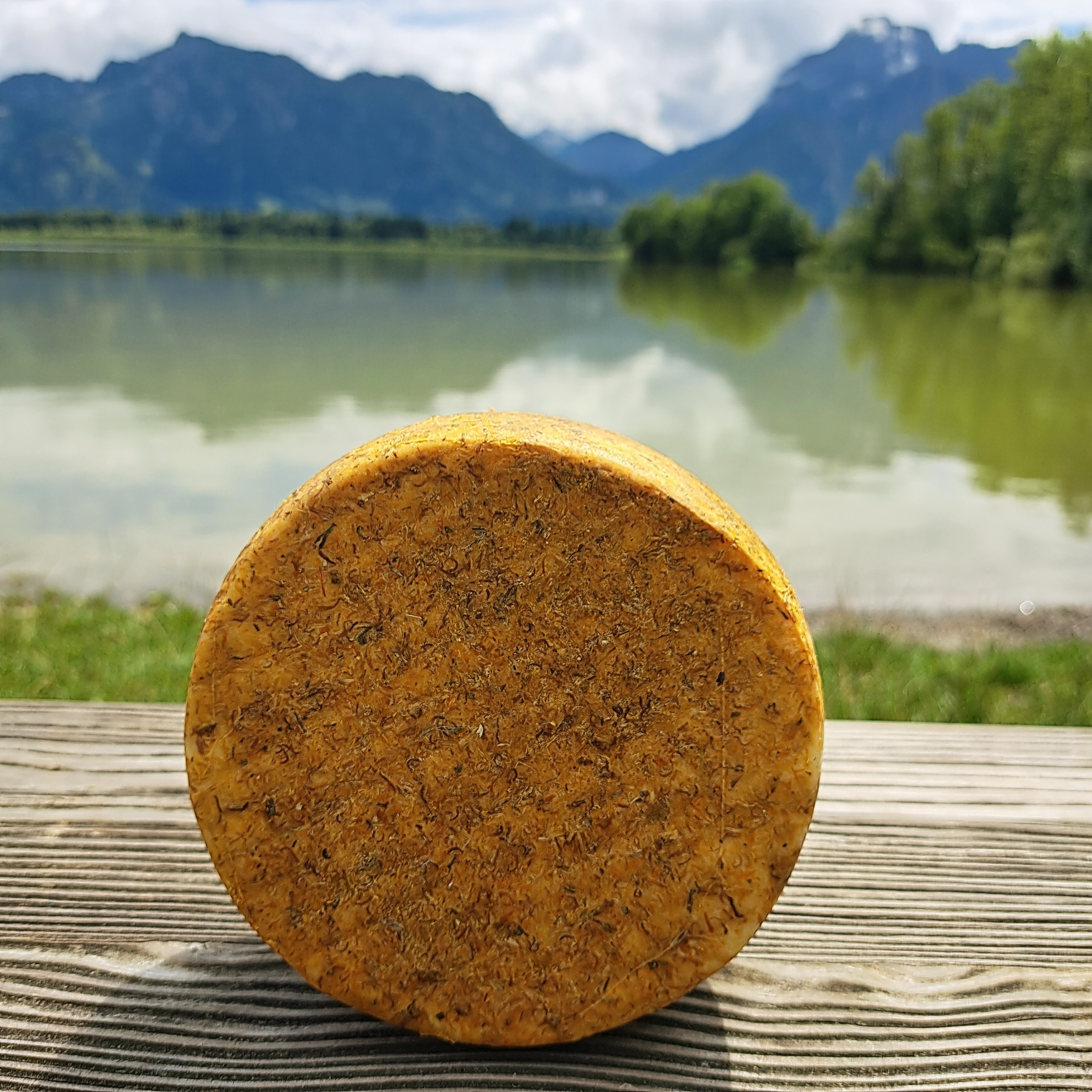 Roggenburger Bio Ringelblumenkäse